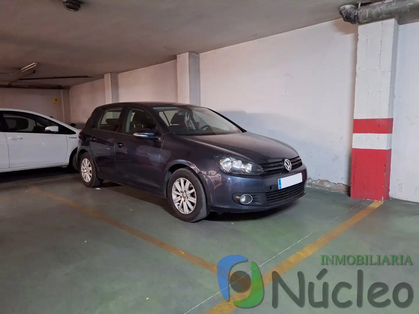 Parkplatz von Dachboden zur Miete in Badajoz mit Klimaanlage, Heizung und Parkett