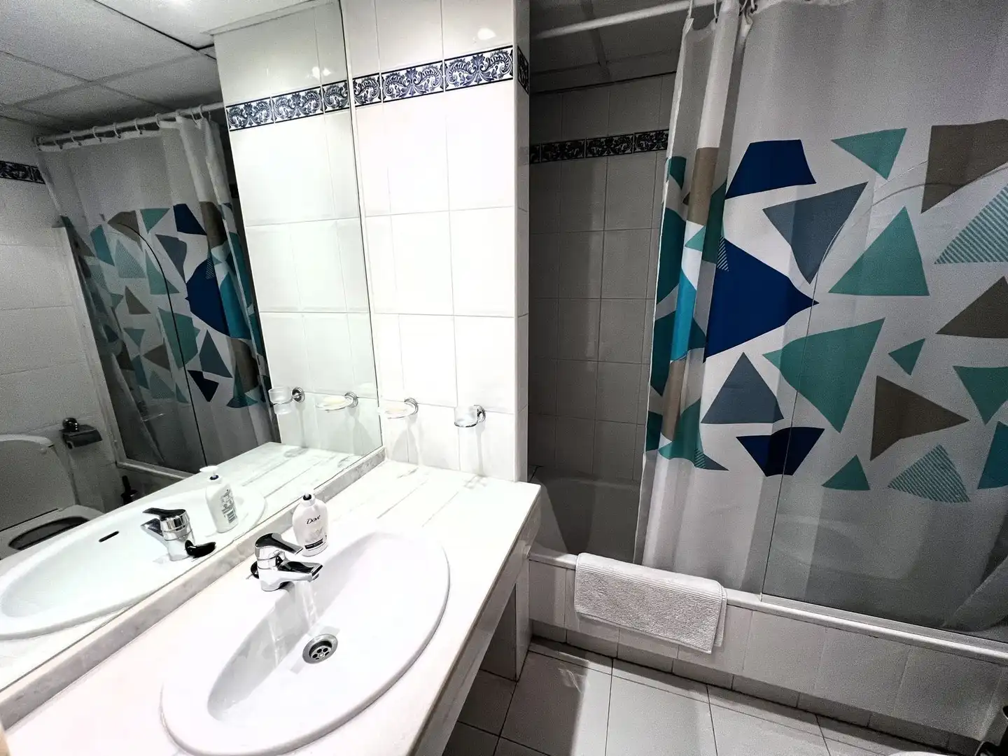 Apartment with pool for sale in Urbanizacion Cartuja del Golf 12, imagen 13
