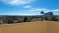 Vista exterior de Casa o xalet en venda en Calpe / Calp amb Aire condicionat, Calefacció i Jardí privat