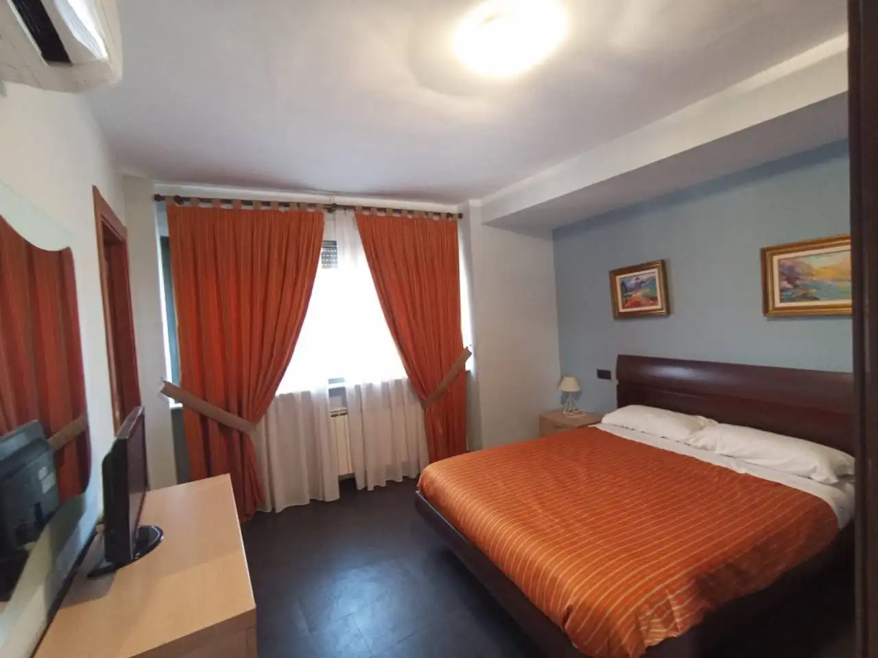 Habitación de Edificio en venta en Serradilla del Llano