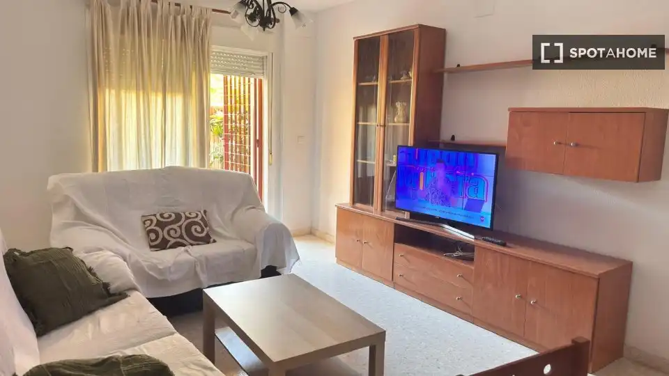 Sala d'estar de Pis per a compartir en Málaga amb Aire condicionat, Terrassa i Moblat
