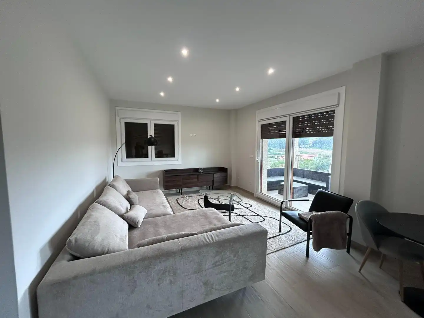 Sala de estar de Casa o chalet en venta en Meis con Aire acondicionado, Calefacción y Terraza