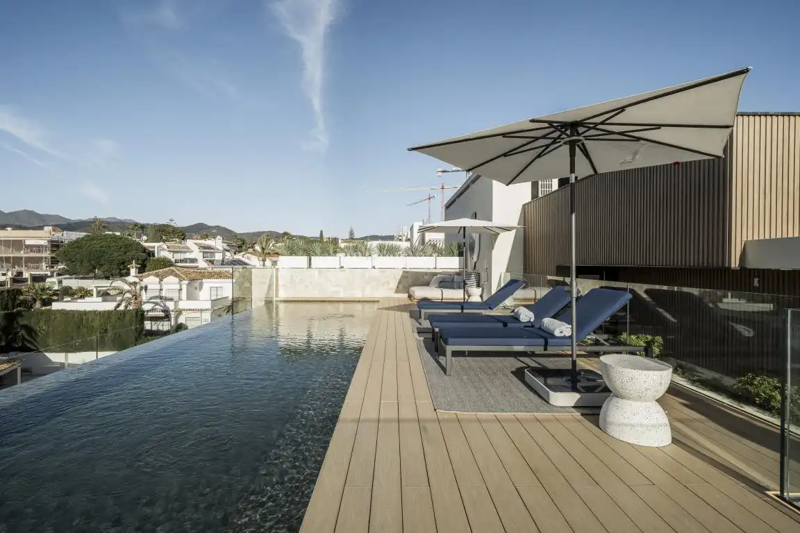 Apartment with pool for sale in Marbella Centro, imagen 6