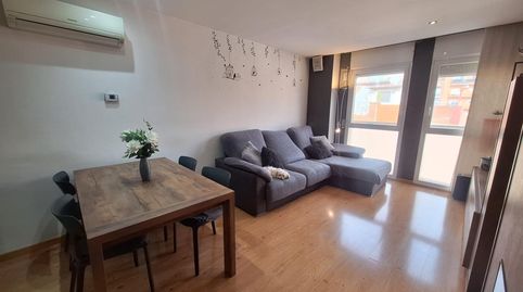 FANTÁSTICO DÚPLEX DEL 2006 CON TERRAZA Y ZONA DE BARBACOA