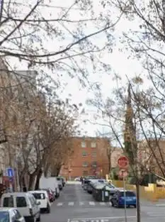 Piso en venta en CAMPOAMOR DE