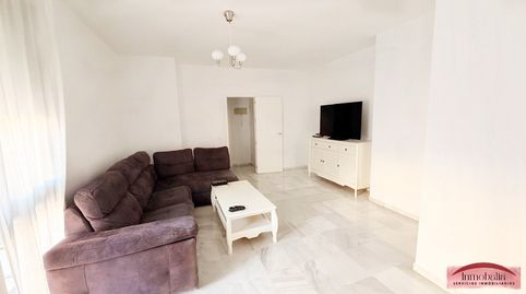 Foto 5 von Wohnung zur Miete in Calle Doctor Madrazo Osuna, Colores - Entreparques, Sevilla Capital