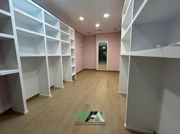 Local comercial en venda a Pasaje Nueva Victoria