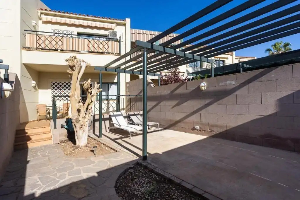 Apartamento con jardín en venta en Costa Adeje, imagen 3