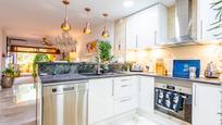 Cuina de Apartament en venda en Mijas amb Aire condicionat, Terrassa i Piscina