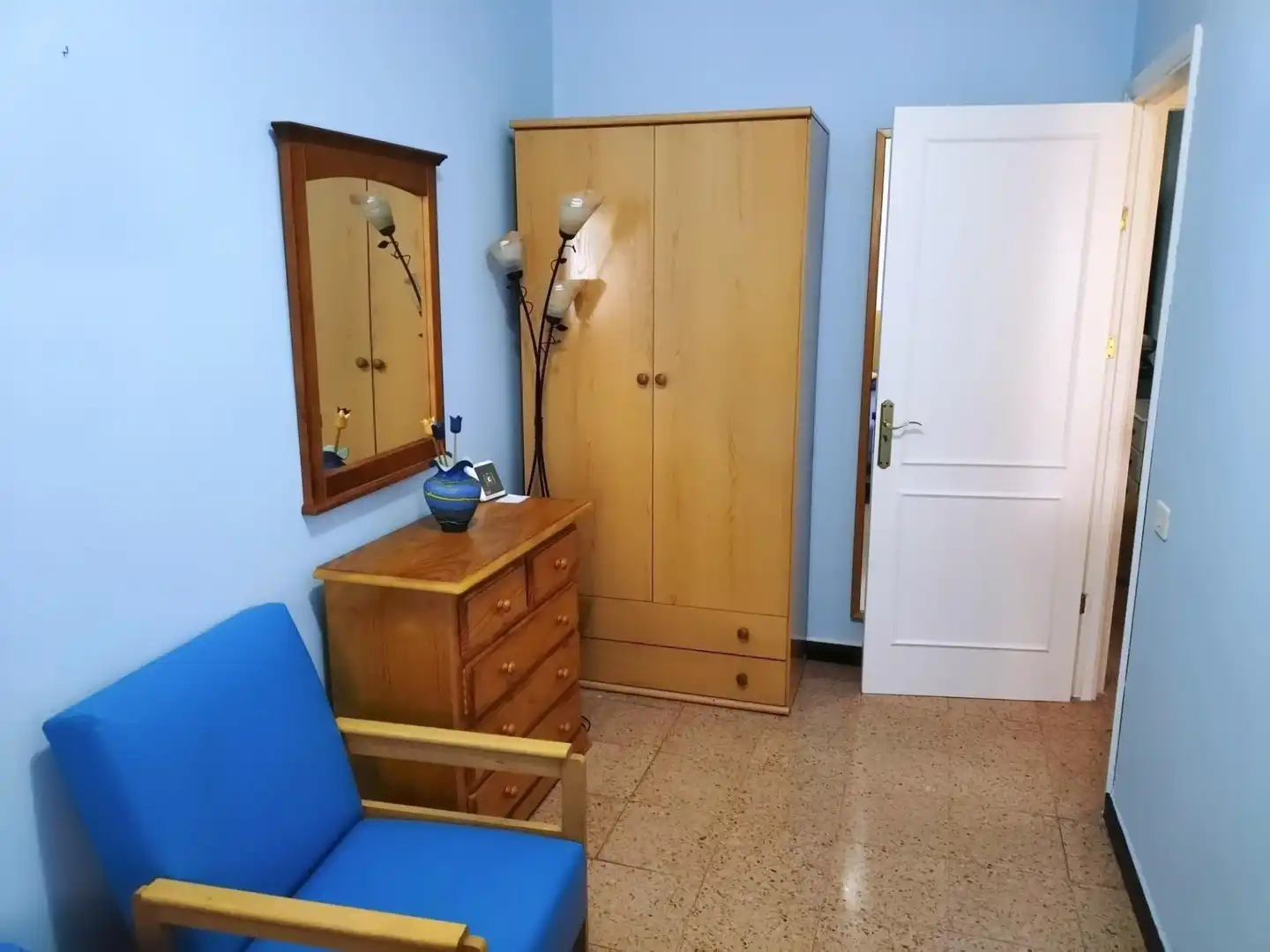 Dormitori de Pis en venda en Las Palmas de Gran Canaria amb Moblat i Balcó