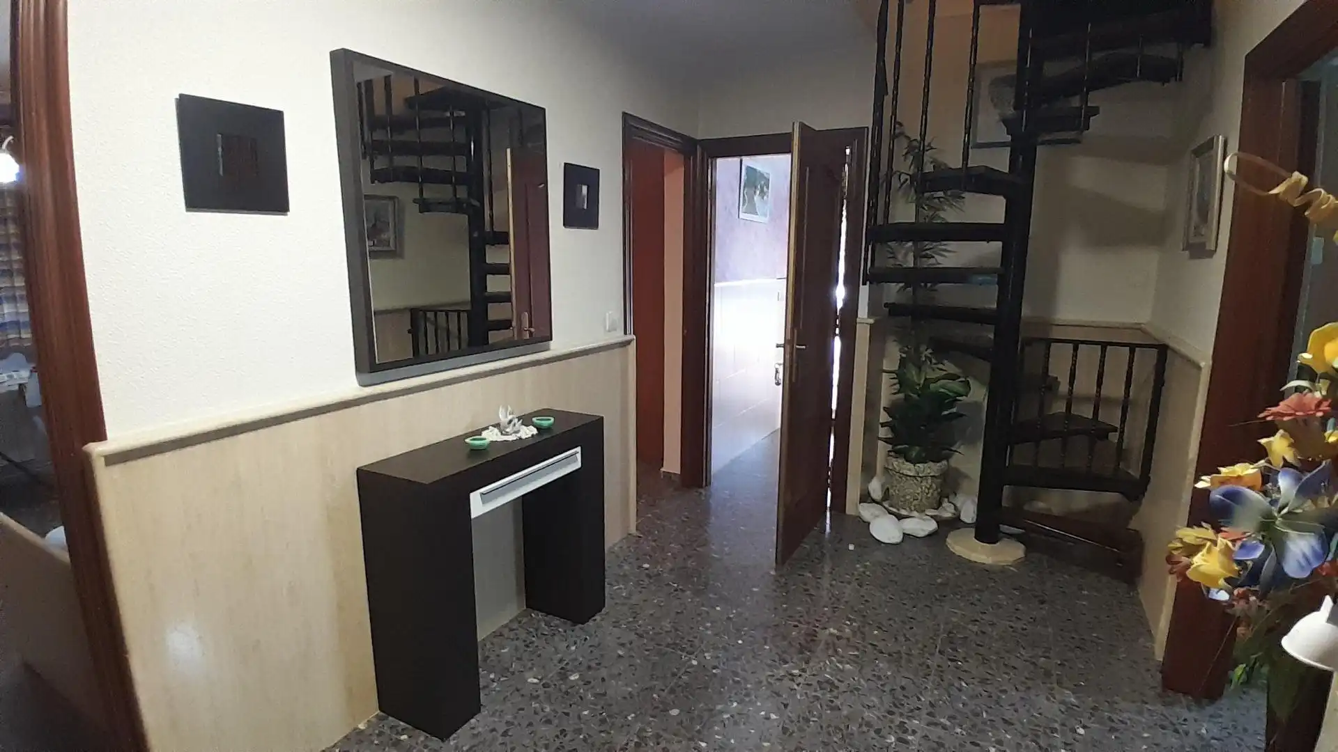Houses for sale in Yecla  with Air Conditioner, Heating and Private garden