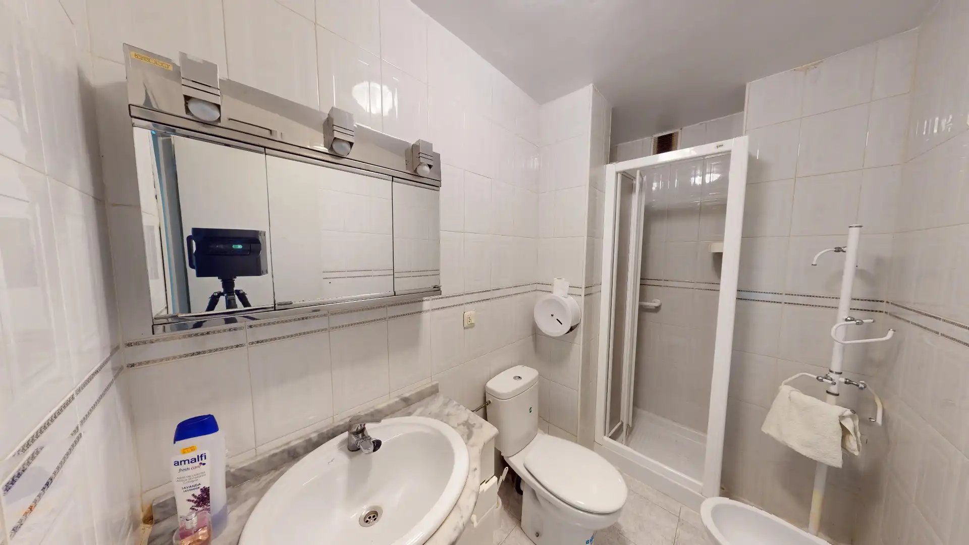 Bathroom of Flat for sale in Benidorm  with Furnished and Balcony