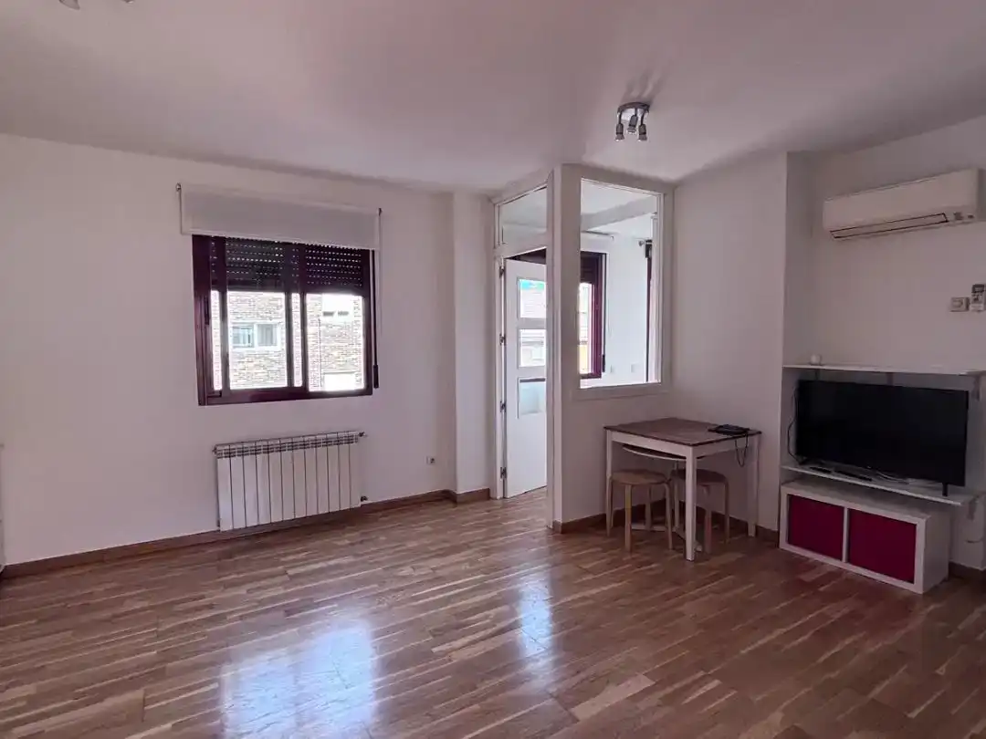 Sala de estar de Piso en venta en Madrid con Aire acondicionado, Parquet y Amueblado