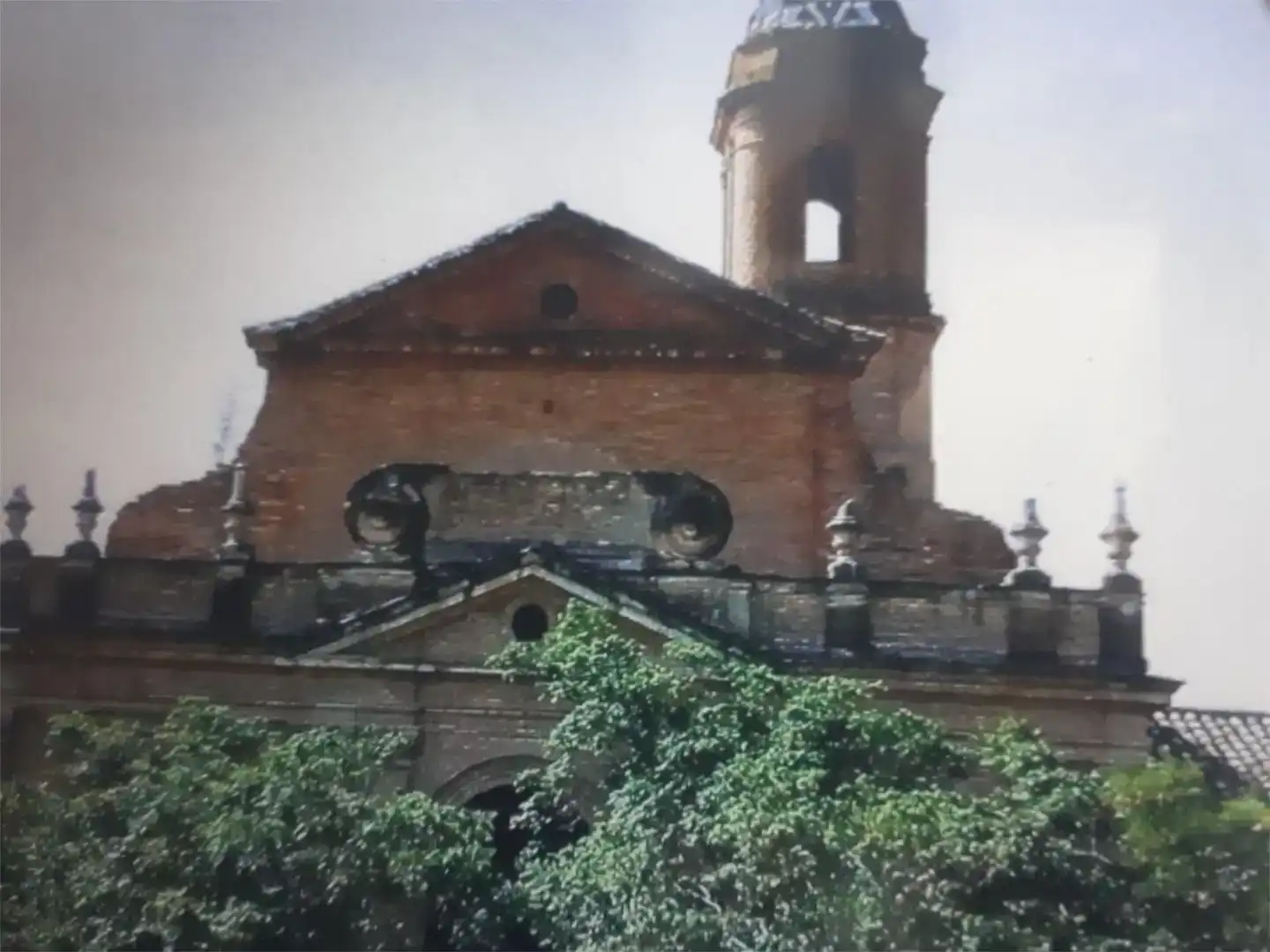 Vista exterior de Casa adosada en venta en Sariñena con Balcón