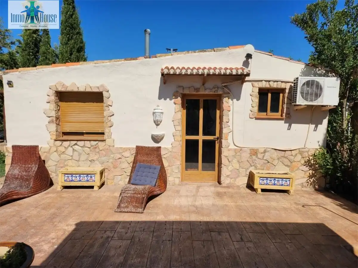 Vista exterior de Casa o chalet en venta en Albacete con Aire acondicionado, Trastero y Piscina comunitaria