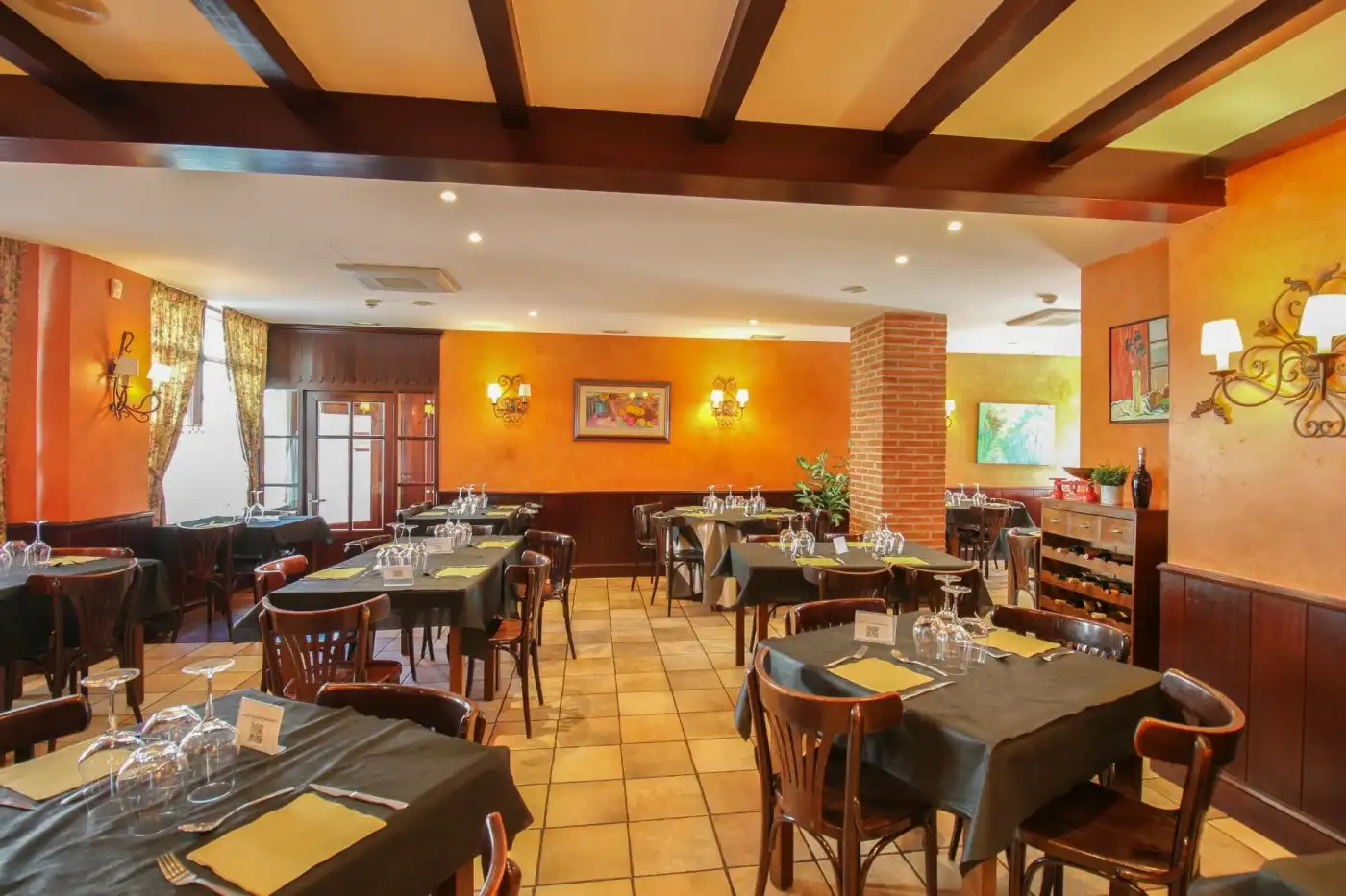 Commercial properties for sale in Aretxabaleta  with Air Conditioner and Furnished