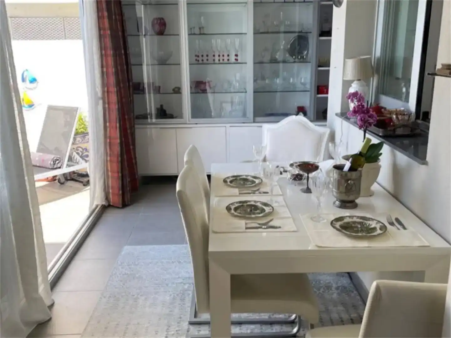 Menjador de Apartament en venda en Calpe / Calp amb Aire condicionat, Piscina i Balcó