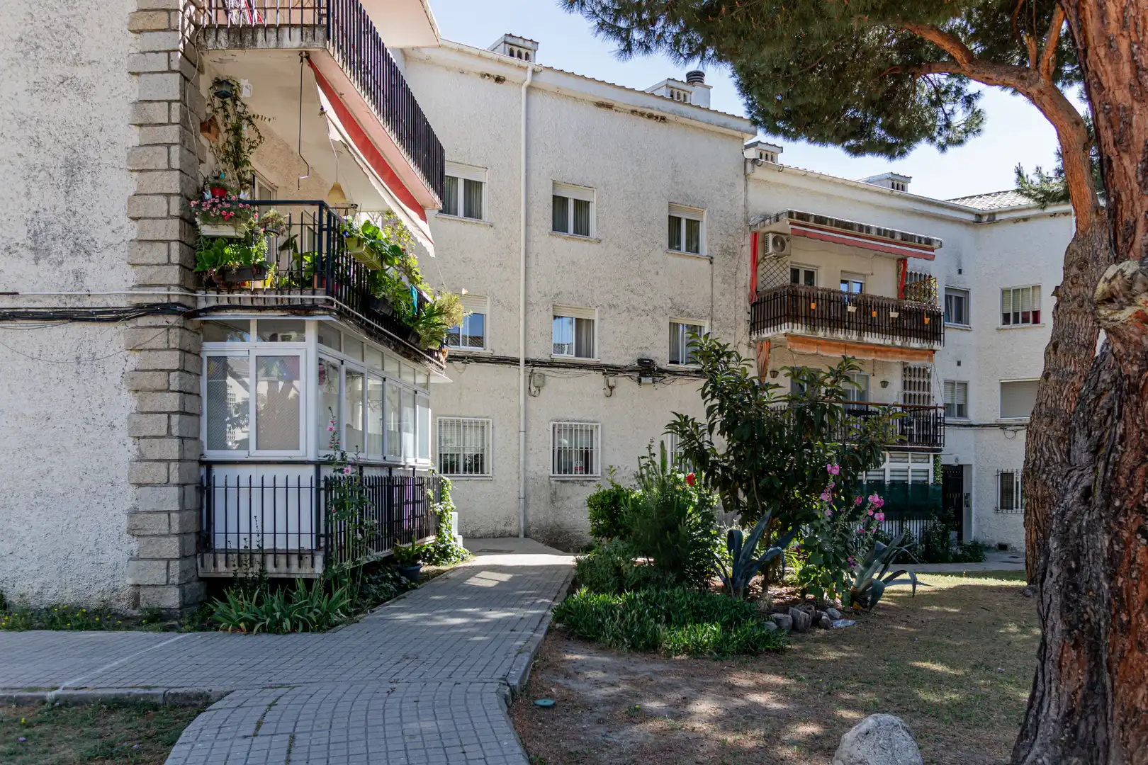 Exterior view of Flat for sale in Collado Villalba  with Heating, Private garden and Parquet flooring