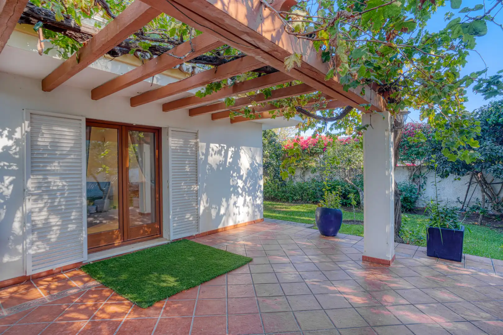 Jardín de Casa o chalet en venta en Estepona con Aire acondicionado, Jardín privado y Terraza