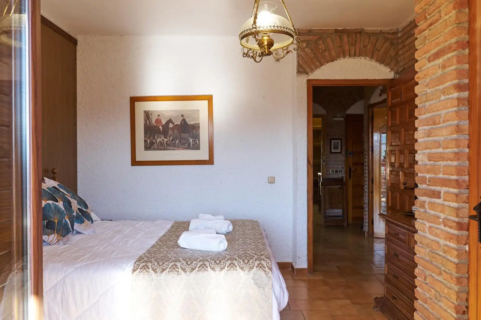 Dormitori de Finca rústica en venda en Jaén amb Aire condicionat, Calefacció i Jardí privat