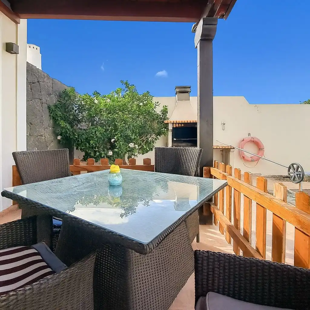Terrace of Houses for sale in Yaiza  with Air Conditioner, Terrace and Swimming Pool