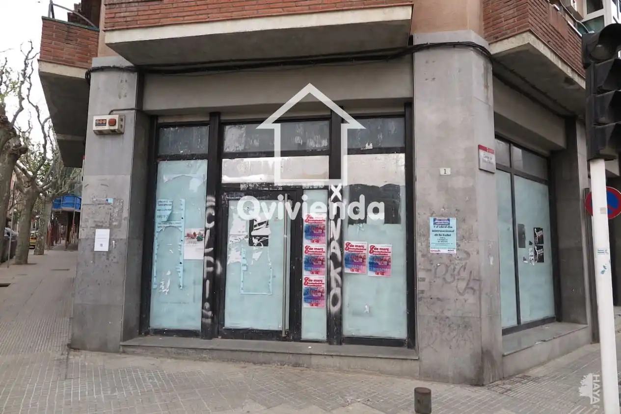 Local comercial en venda a Rafael Casanova, imagen 2