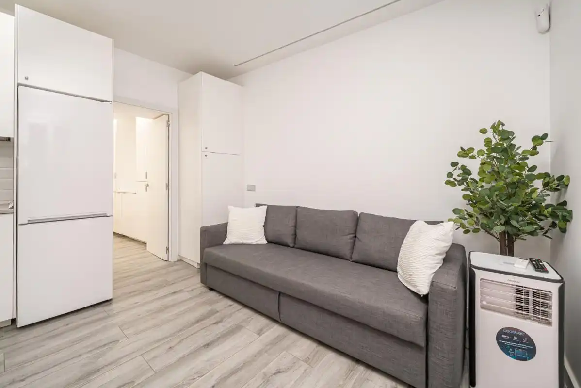 Dormitori de Planta baixa en venda en Madrid amb Aire condicionat, Calefacció i Moblat