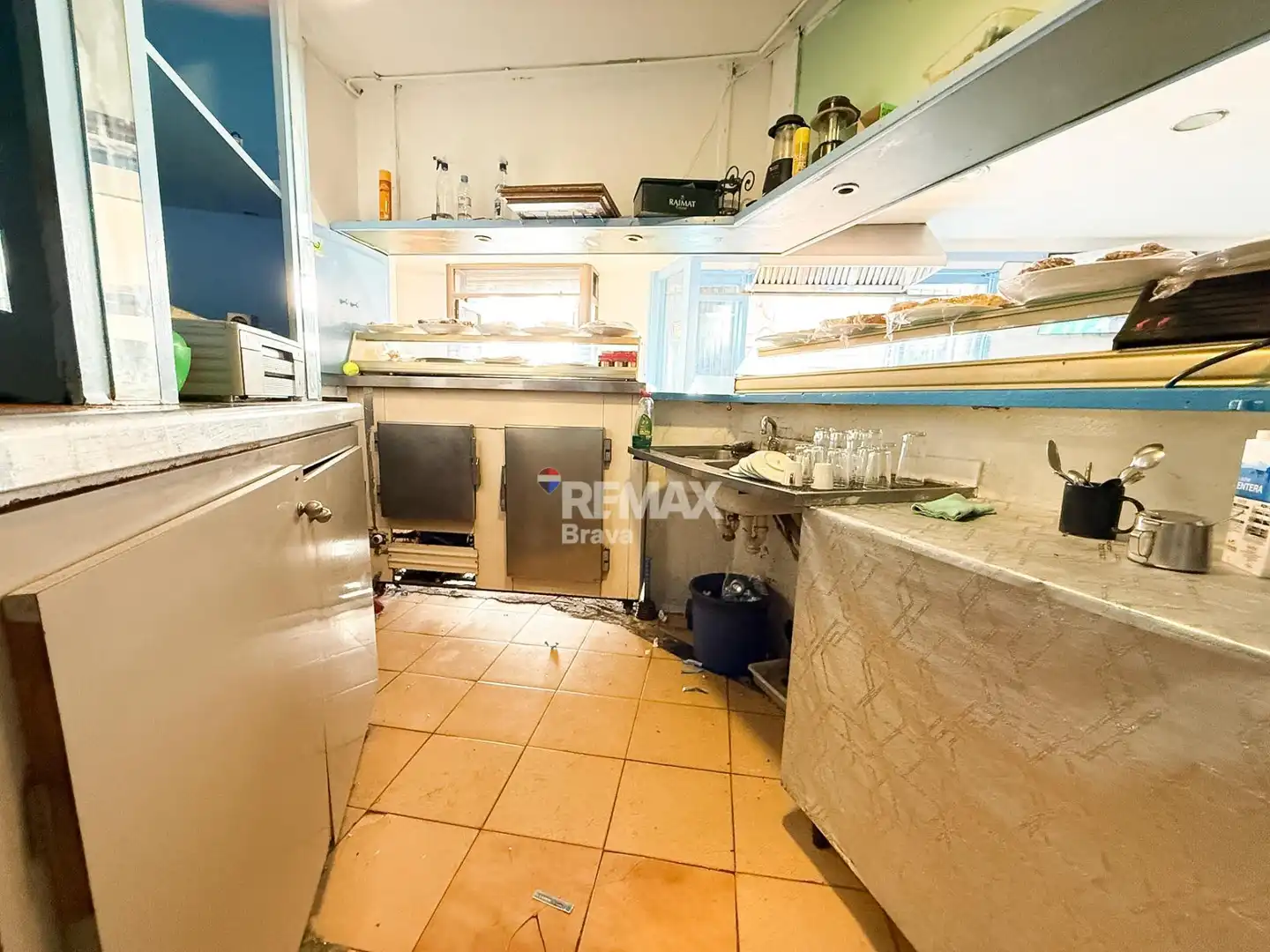 Business premises for sale in Calle De Granada, imagen 11