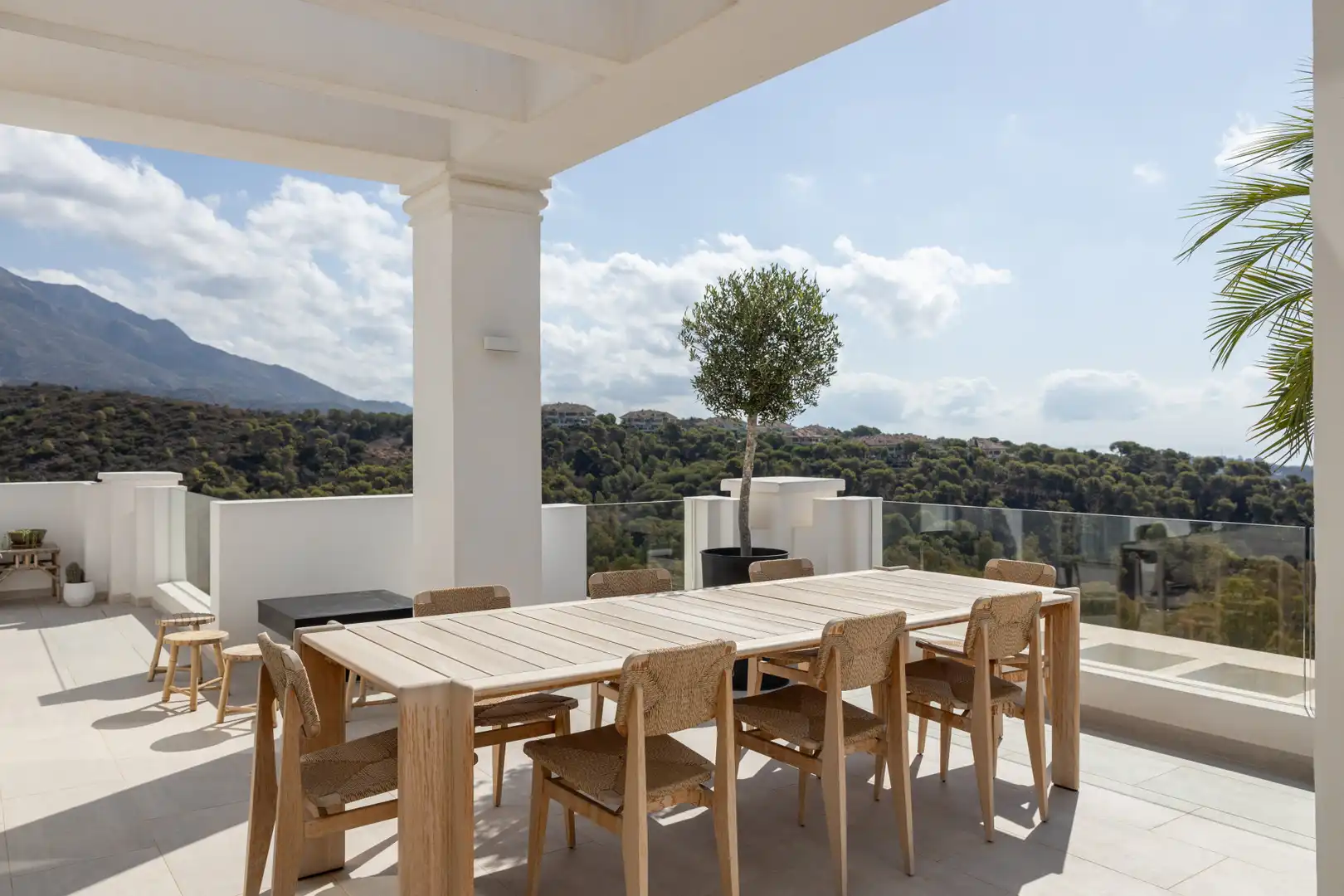 Apartament amb terrassa en venda a Nueva Andalucía