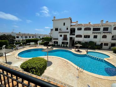 Appartement compact avec balcon à vendre à Orihuela Costa