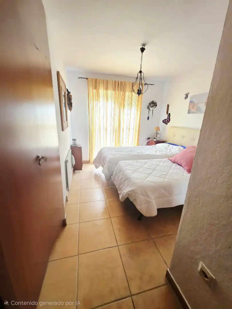 Habitación de Casa adosada en venta en Tarifa con Aire acondicionado, Jardín privado y Terraza