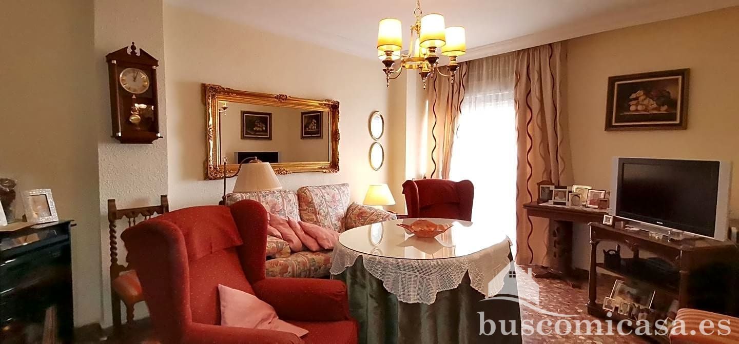 Living room of Flat for sale in Linares  with Air Conditioner, Heating and Balcony