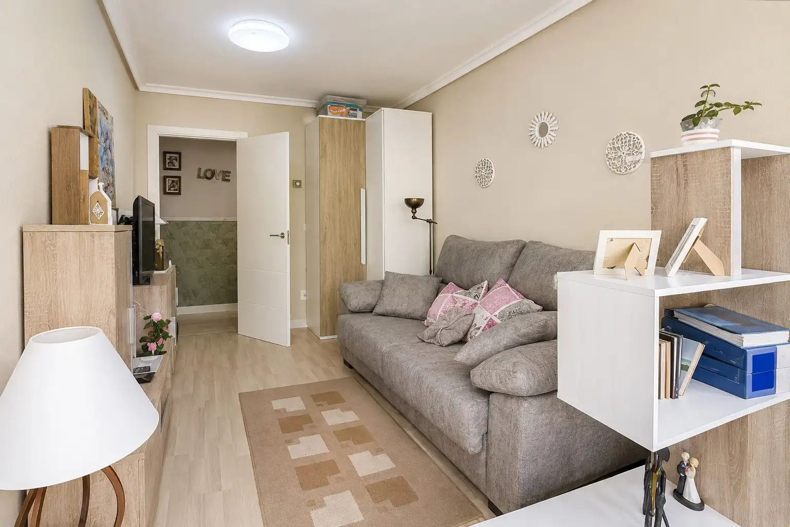 Sala de estar de Casa o chalet en venta en San Pedro del Pinatar con Aire acondicionado, Calefacción y Parquet