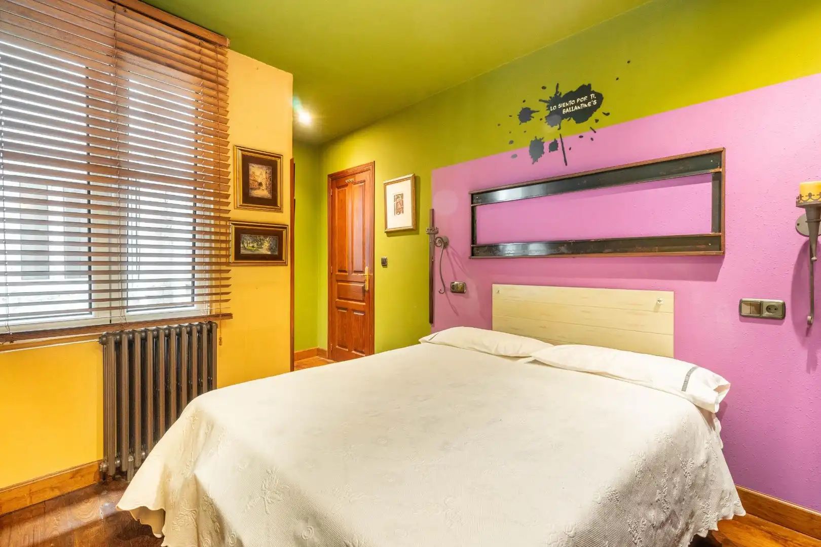 Schlafzimmer von Wohnung zum Verkauf in Oviedo  mit Heizung, Möbliert und Balkon
