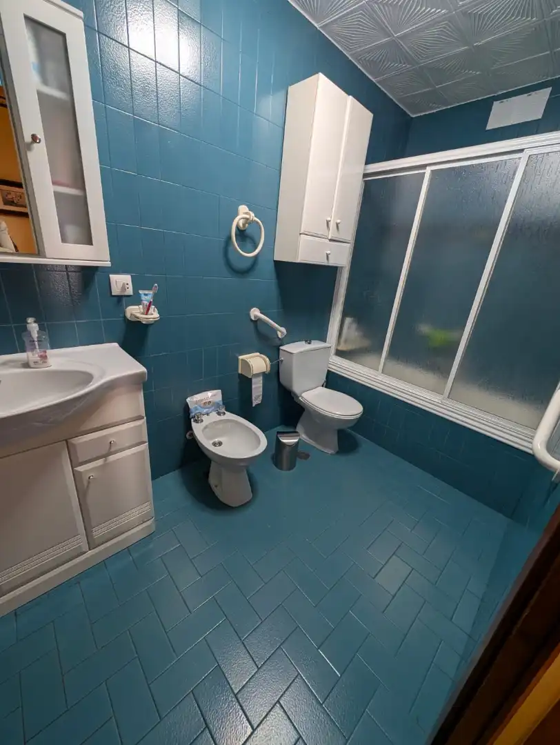 Baño de Piso en venta en Lucena con Aire acondicionado, Calefacción y Terraza