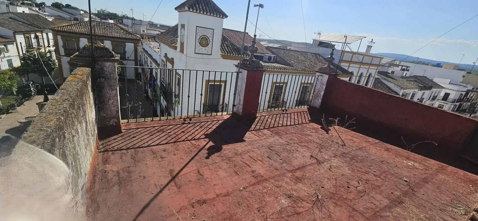 Vista exterior de Casa o chalet en venta en Villaverde del Río con Terraza y Balcón