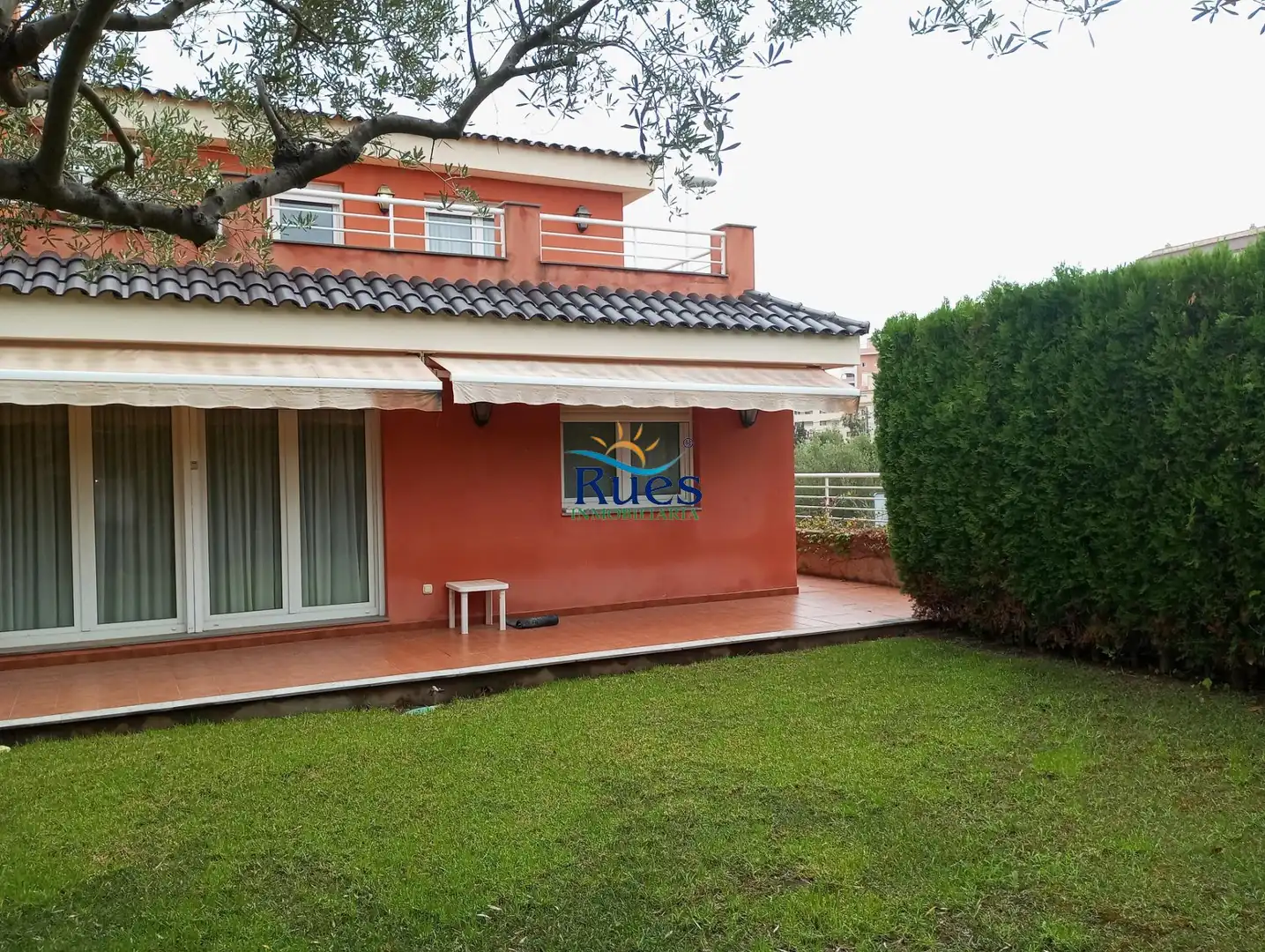 Vista exterior de Casa o chalet en venta en Oropesa del Mar / Orpesa con Aire acondicionado, Calefacción y Jardín privado