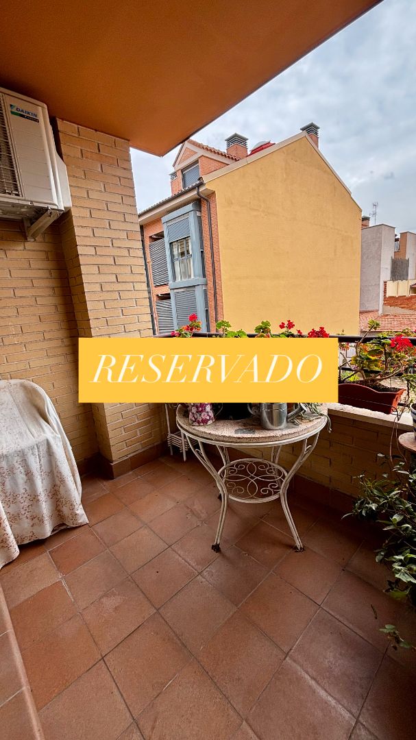 Flat for sale in Pinto  with Air Conditioner, Heating and Terrace