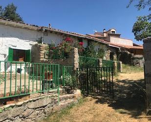 Vista exterior de Finca rústica en venda en Navarredonda de Gredos