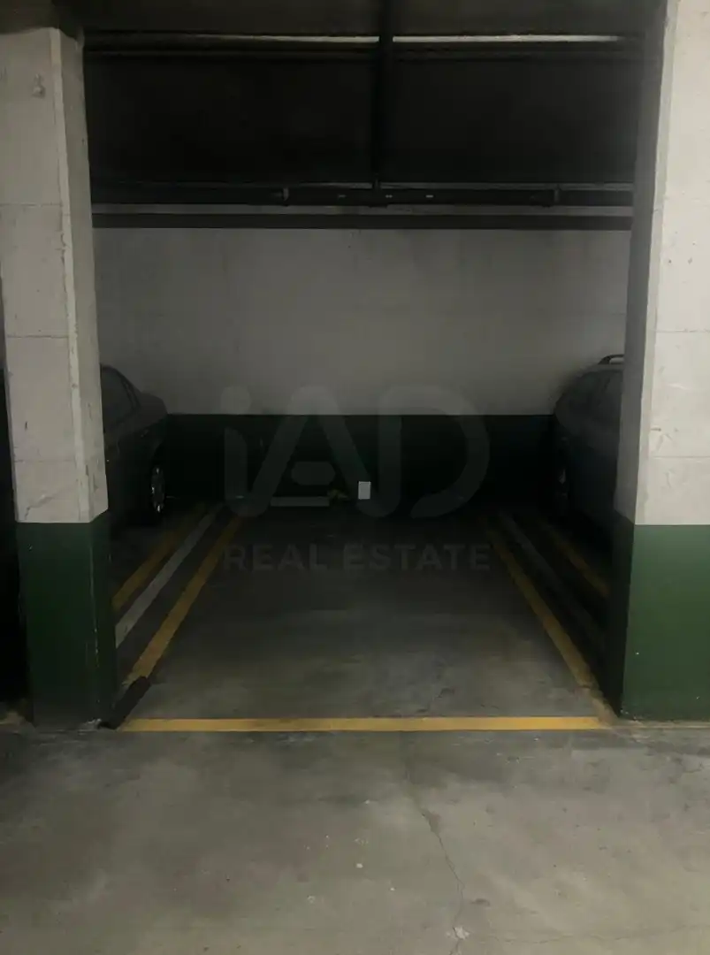 Parking de Piso en venta en Vitoria - Gasteiz con Calefacción y Terraza