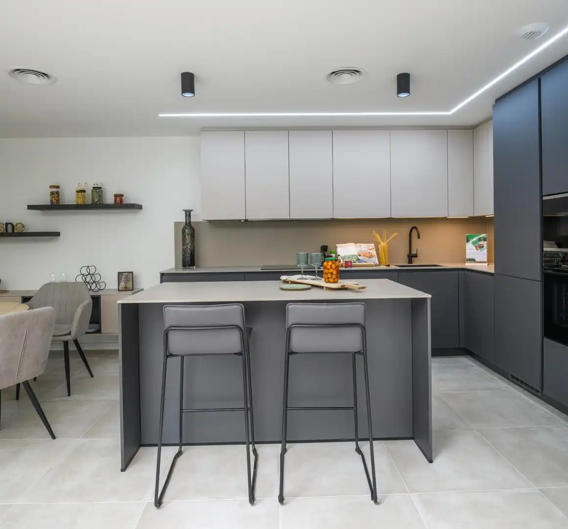 Cuina de Casa o xalet en venda en Murcia amb Aire condicionat, Jardí privat i Terrassa