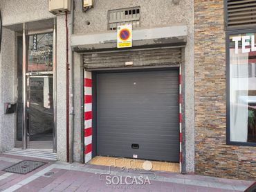 Local comercial en venda a Calle Júpiter