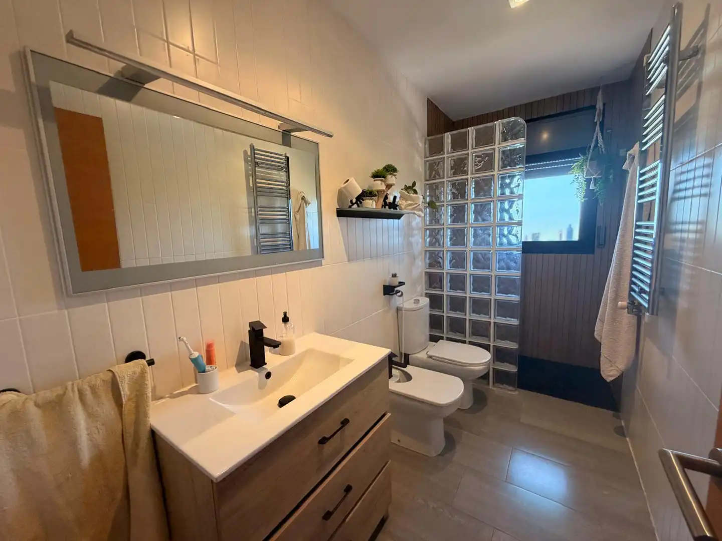 Bany de Casa o xalet en venda en Sils amb Aire condicionat, Terrassa i Forn