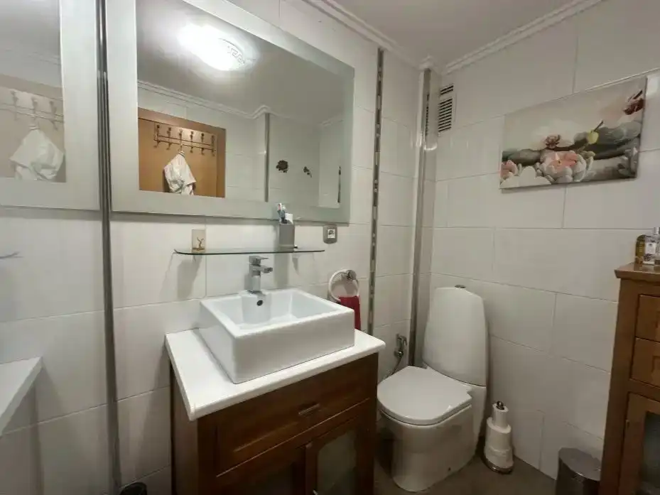 Bany de Pis en venda en  Valencia Capital amb Aire condicionat i Balcó