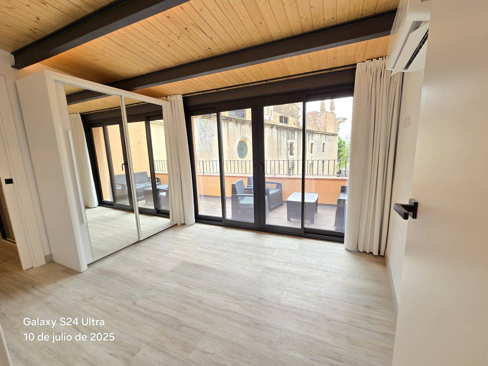 Terrassa de Casa adosada en venda en Vilanova i la Geltrú amb Aire condicionat, Terrassa i Balcó
