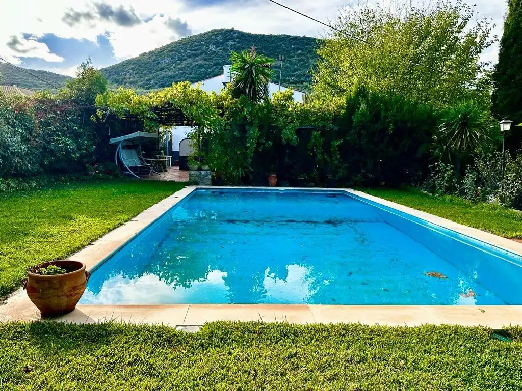 Piscina de Finca rústica en venda en Carcabuey amb Calefacció, Traster i Piscina
