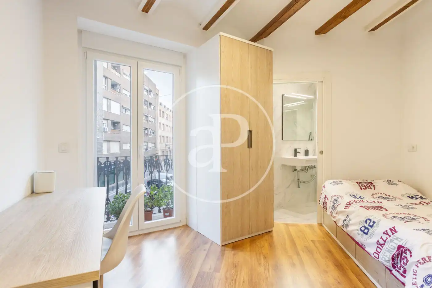 Habitación de Piso de alquiler en Valencia con Aire acondicionado, Calefacción y Amueblado
