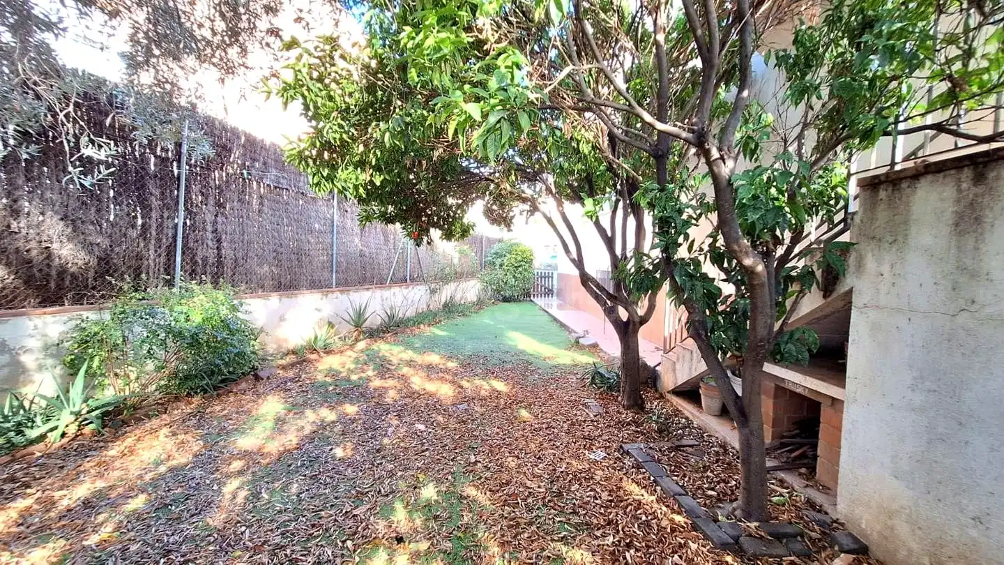Maison mitoyenne avec jardin à vendre à Nucli Urbà, imagen 33
