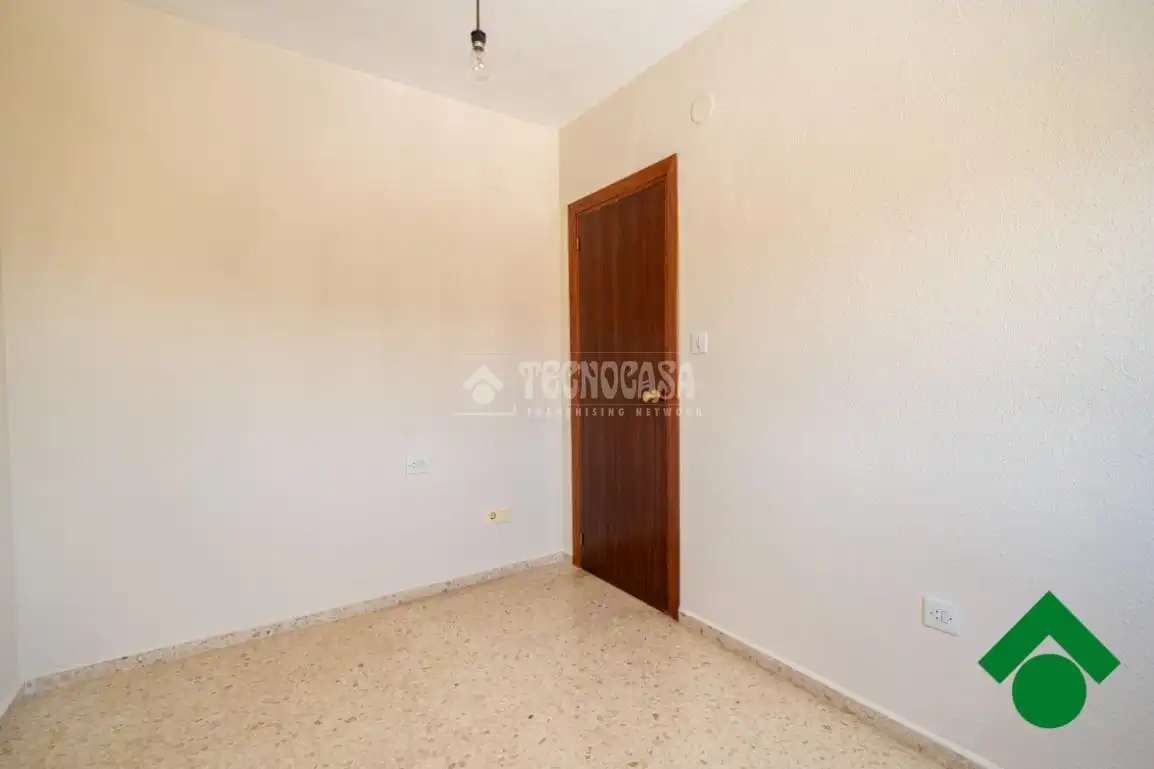 Dormitori de Casa adosada en venda en Albolote amb Terrassa i Balcó