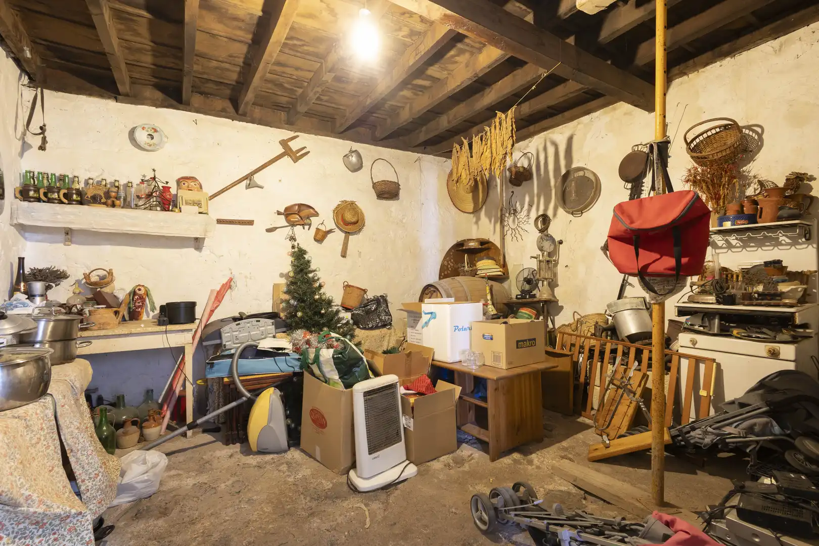 Country homes for sale in Arona  with Private garden and Storage room